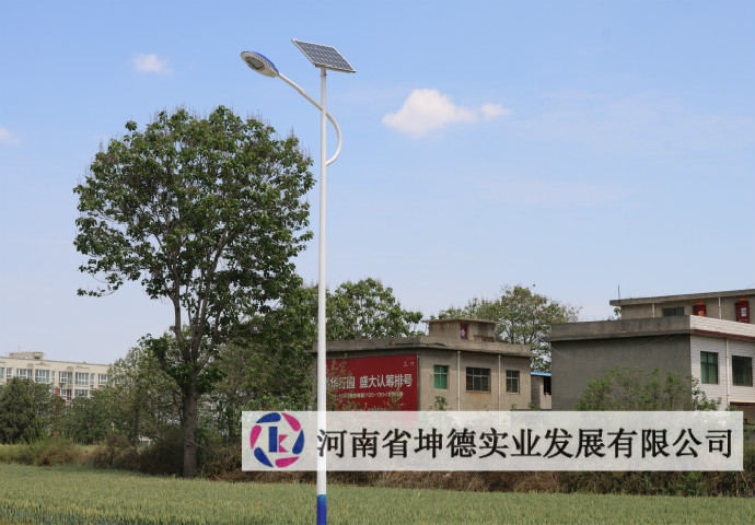 新農(nóng)村太陽(yáng)能路燈